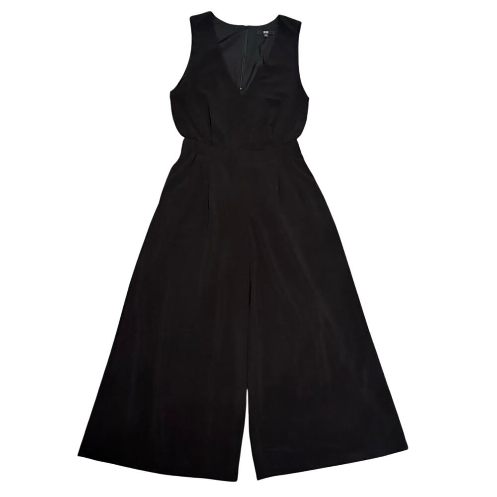 Uniqlo Sleeveless V-Neck Jumpsuit Cropped Wide Leg Pockets Size X-Small Black